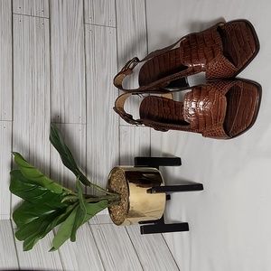 Vintage! Stuart Weitzman Crocodile Leather Stacked Heel Square Toe Heel Sz. 7M